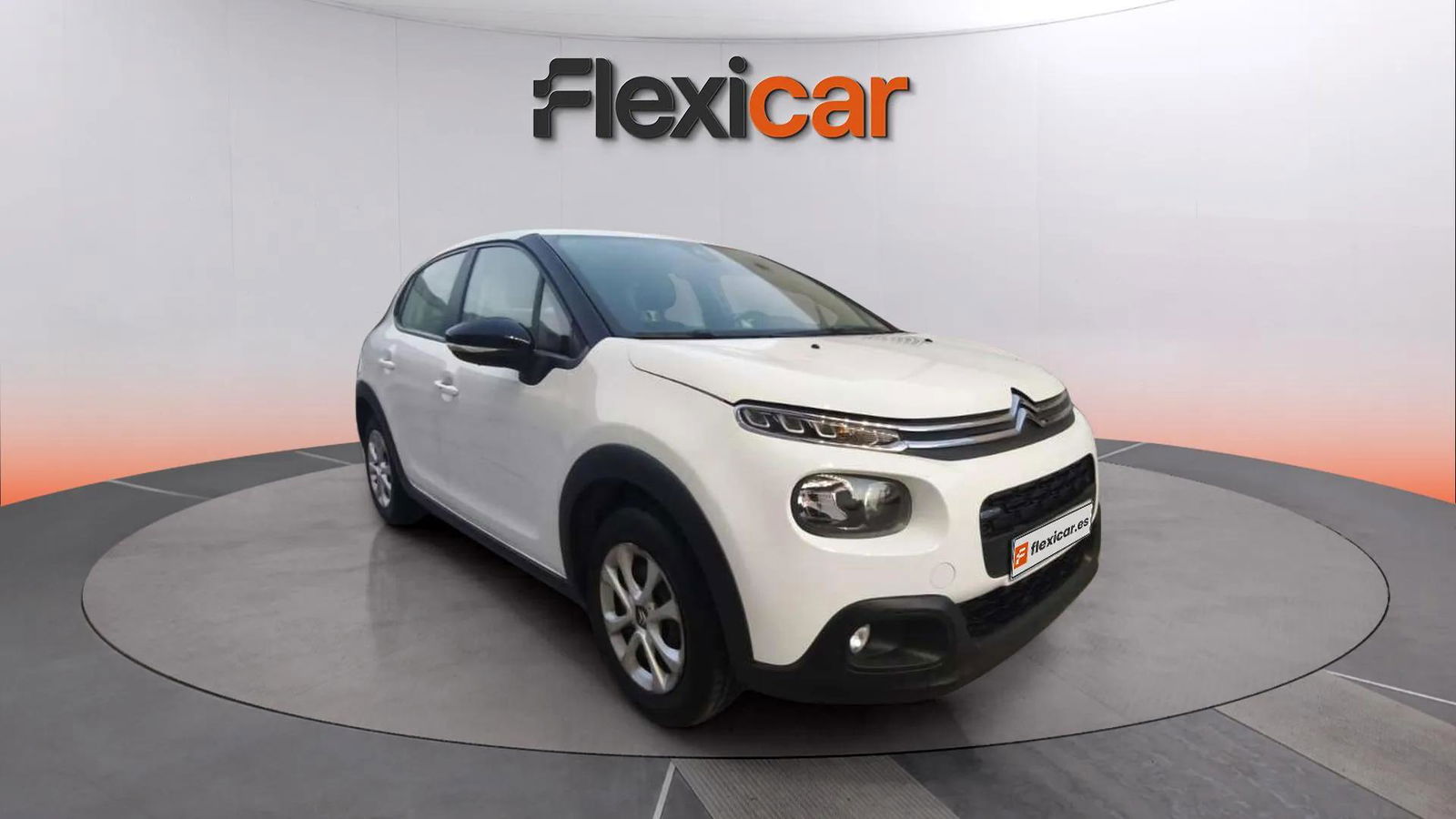 https://cdn-flexicar.caraffinity.it/public_appraisal_images_pro/images/stock/208930/lPDN6sl7m6__WhatsApp Image 2025-10-13 at 21.13.23.jpg?format=jpeg